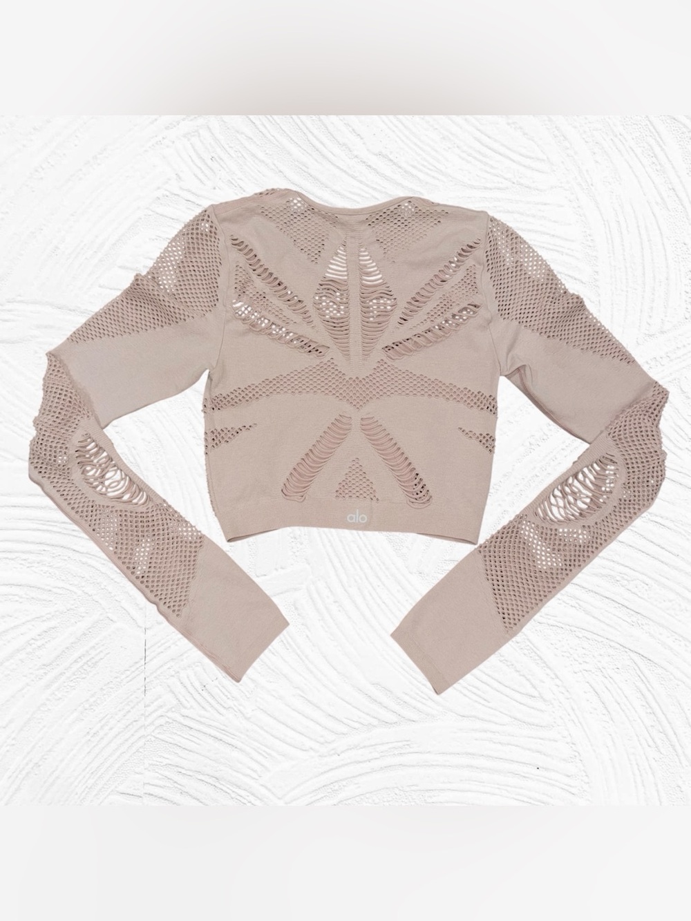 Alo Yoga Siren Long Sleeve Crop Top Dusty Pink Medium Laser cut mesh‎
